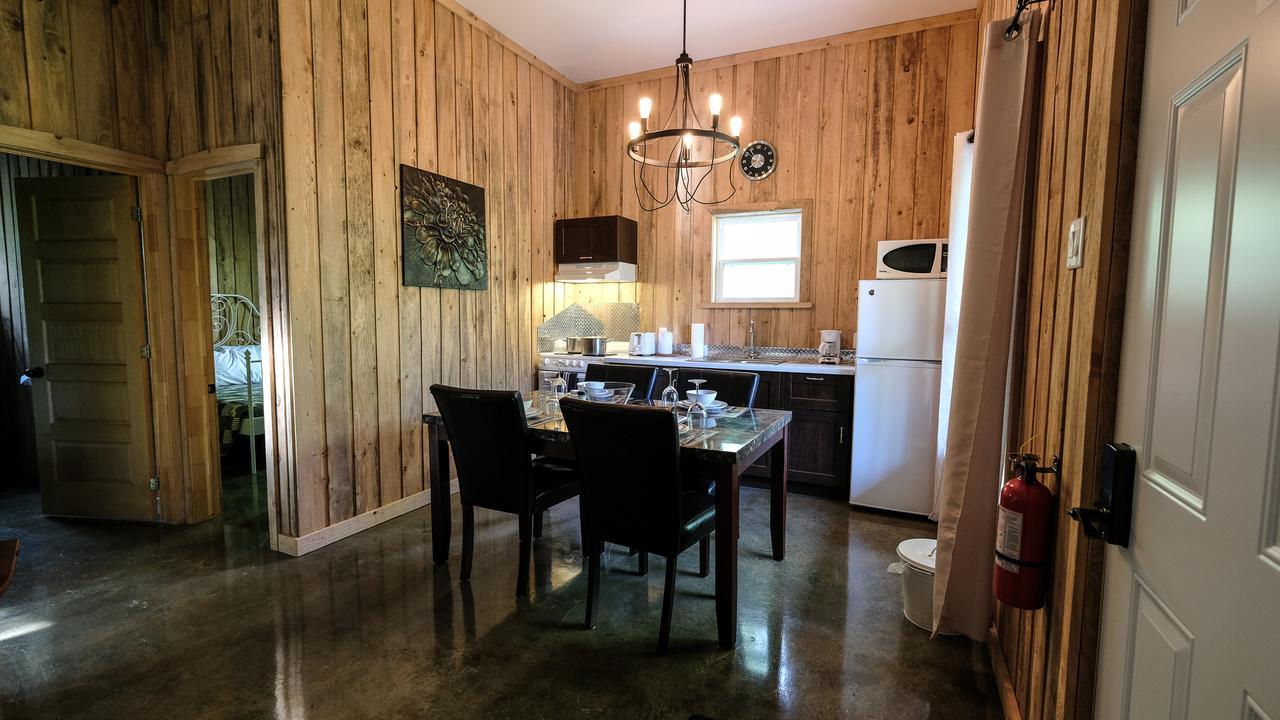 Chalets Du Domaine Yamaska 브로몽 외부 사진
